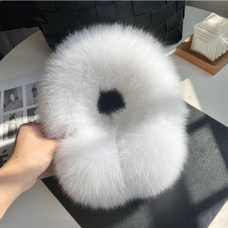 Real Fox fur earmuffs are windproof and warm in winter ear caps are thickened on both sides and covered with plush big ears
