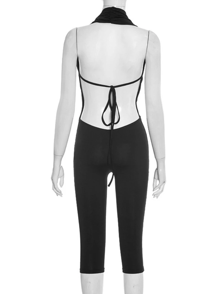 Foamlina Sexy Backless Jumpsuit Damesmode Effen Diepe V-swingende kraag Mouwloos Vetersluiting Slanke Capri-broek Club Party Romper