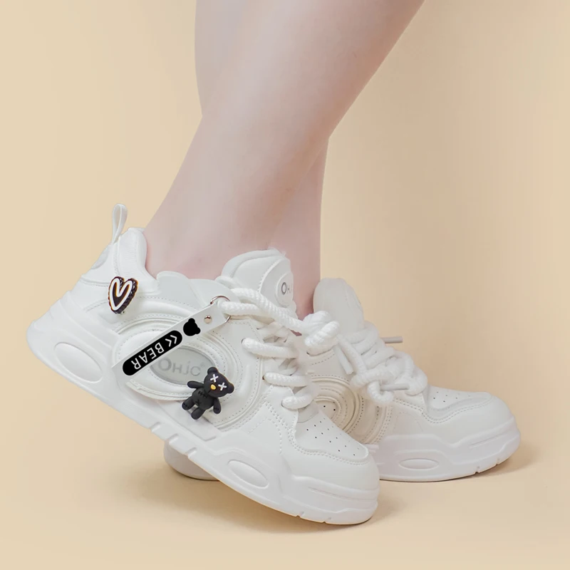 Amy and Michael New Cute Girls Students Casual White Sneakers High Quality Fashion Women Trainers Female Sports Tennis Shoes