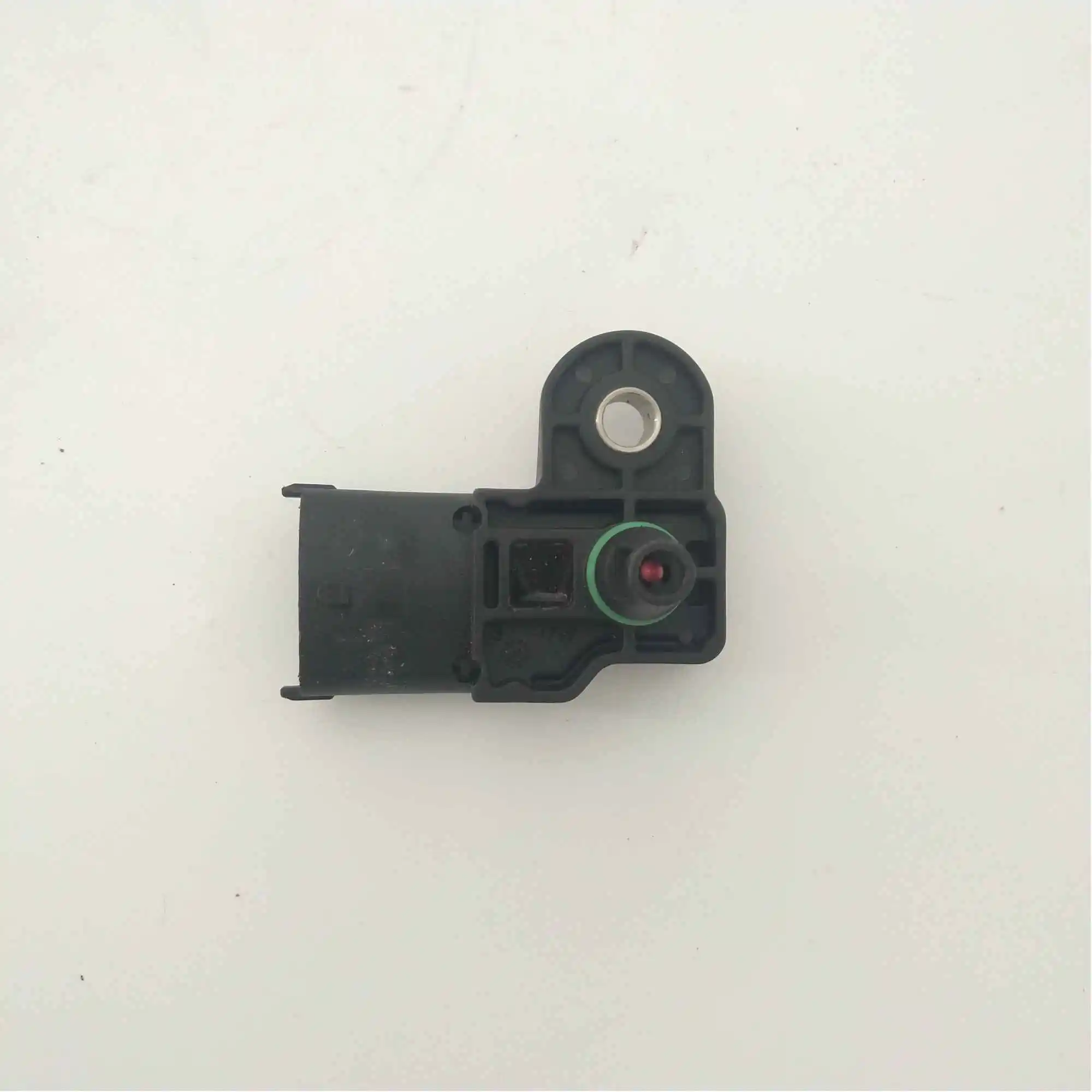 

Boost Pressure Sensor For Great Wall Haval Hover 4G63 engine