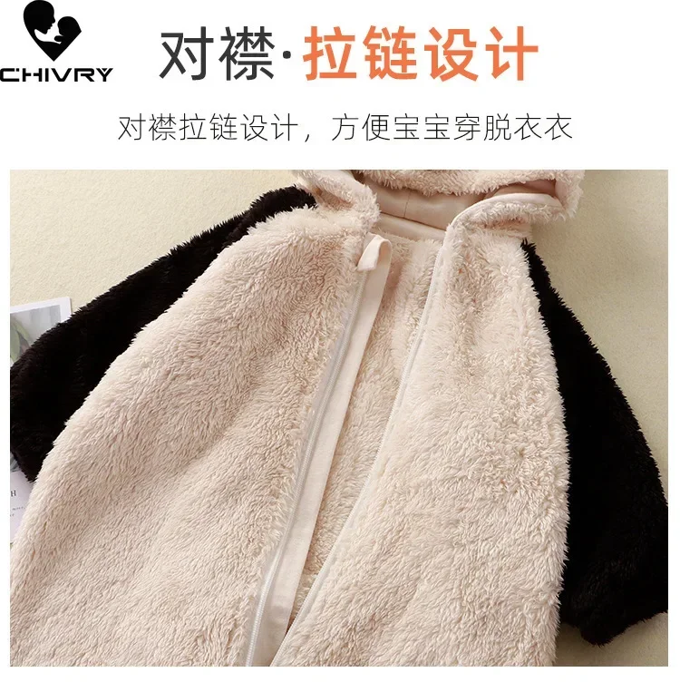 Neue Winter Baby verdicken warme weiche Flanell Stram pler Kleinkind Jungen Mädchen niedlichen Cartoon Panda Kaninchen Reiß verschluss Kapuze Overalls Nachtwäsche