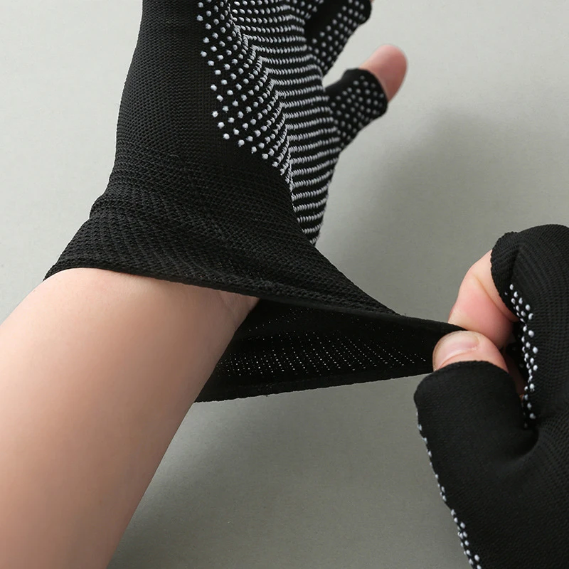 Wear-resistant Nylon Work Gloves Fingerless Gloves Unisex Non-slip Cycling Driving Gloves Half Finger Mittens Sports Yoga Gloves