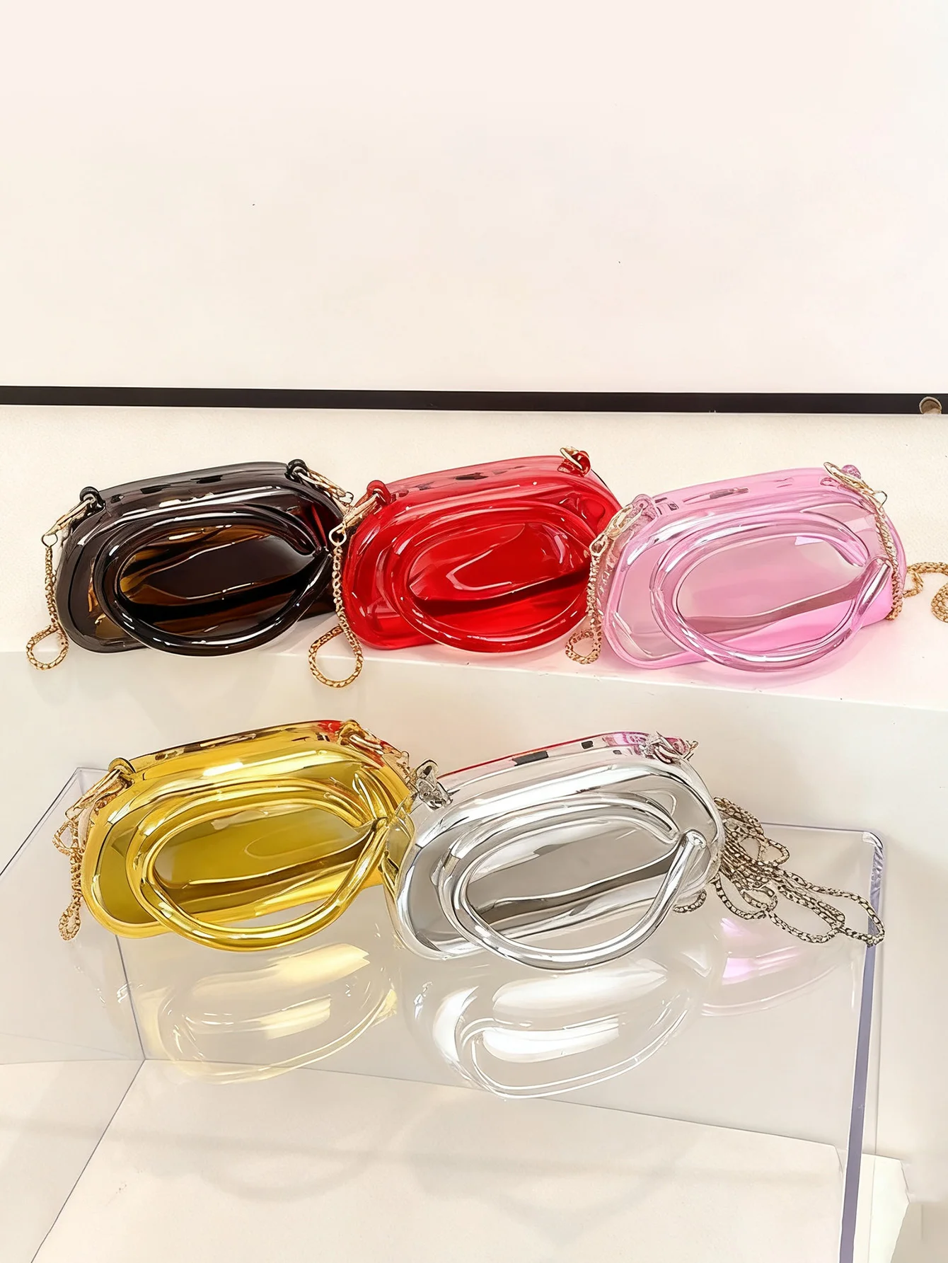 Mini-Version Modische Goldene Metallverschluss-Clutch-Tasche in Boxform für Damen, Abend-, Hochzeits-, Party-Ketten-Umhängetasche, Schultertasche – Detail 29
