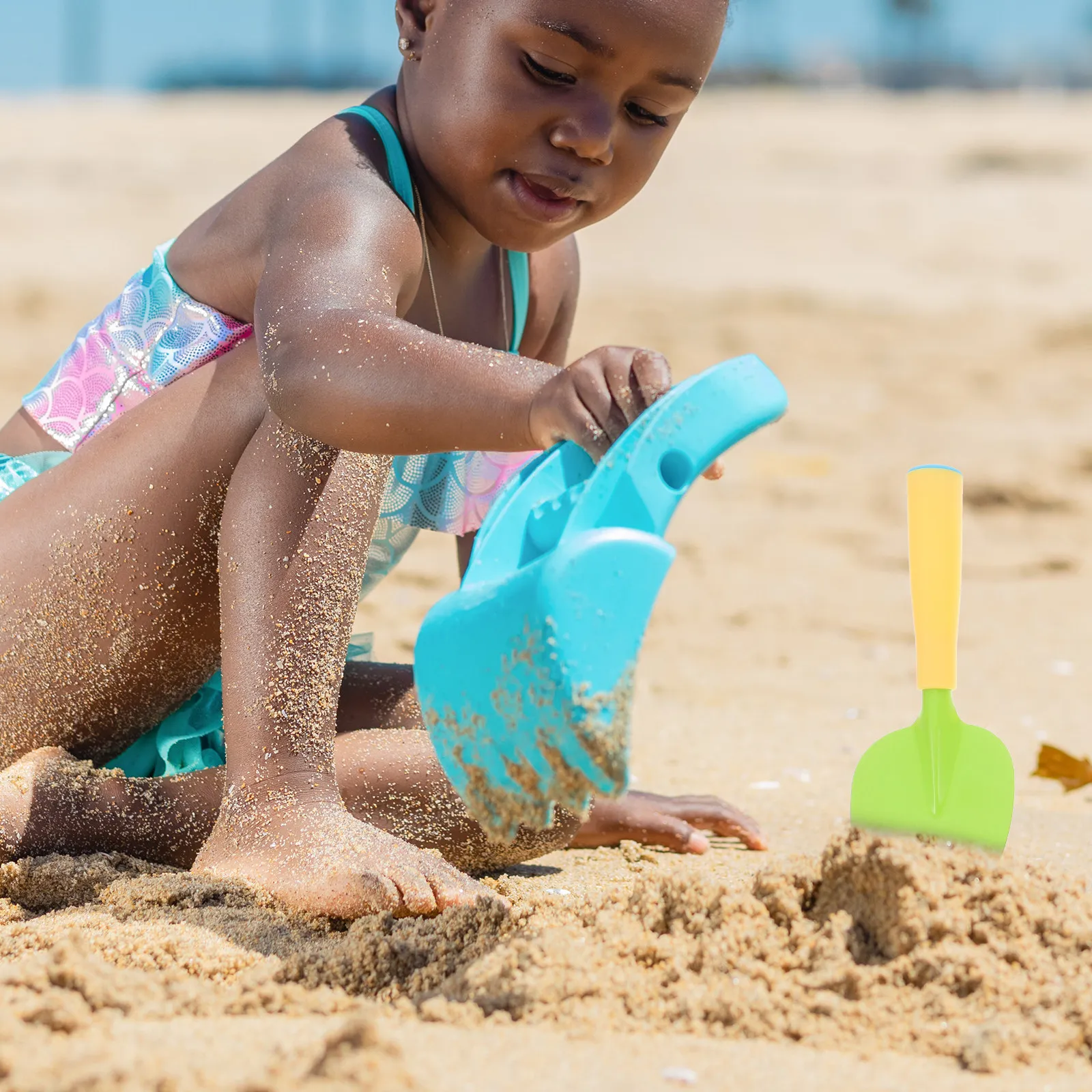 1セットのガーデンツールセット、ハンドトロウェル、小型シャベル、じょうろ、頑丈な園芸用具、掘削、植栽、土壌のほぐし用