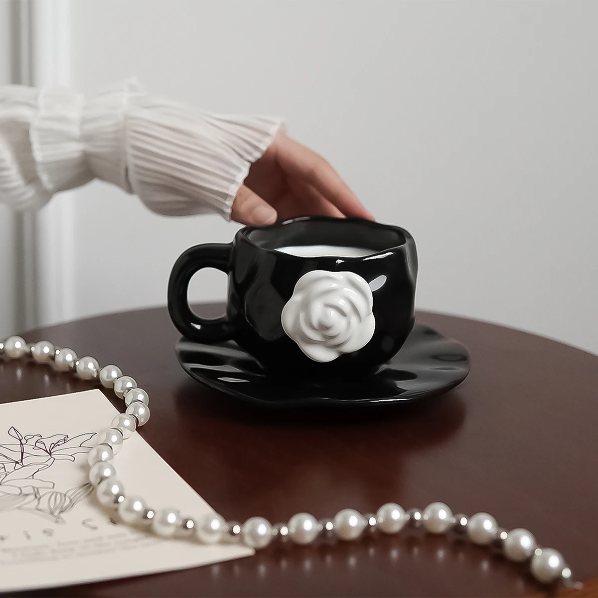 1Pc350Ml Wysokiej klasy kubek z kamelii Wykwintny niszowy kubek ceramiczny Popołudniowa herbata Kamelia Kubek ceramiczny Kubek do kawy Prezent Souveni — zdjęcie 3