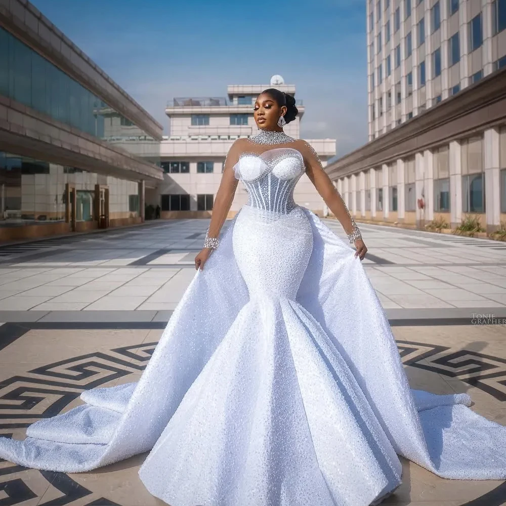 

Customized Plus Size Wedding Dresses For Bridal Detachable Train Illusion High Neck Beaded Lace Rhinestones Long Sleeves Robe
