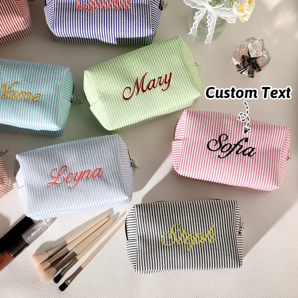 Customized Embroidered Seersucker Makeup Bag Monogrammed Bridesmaid Cosmetic Pouch Personalized Souvenir Gift for Loved Ones