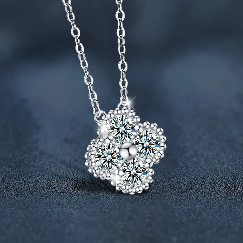 Crafted as bridal ornament for women, this four-star surround pendant sets shiny moissanite with solid PT950 platinum structure