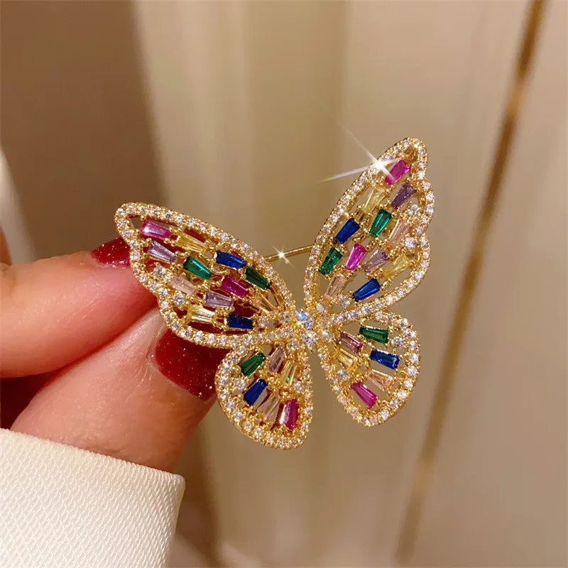CC Shining Brooches Colorful Zirconia Corsage Beautiful Sweater Pins Cardigan Shawl Buckle Butterfly Shape Badges Party Gift B35