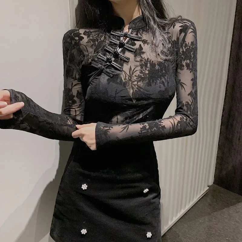 A Pure and Sensual Black Lace Shirt Feminine Design Sense Short Slim Button-up New Chinese-style Hot Girl Top Fashion Womenswear
