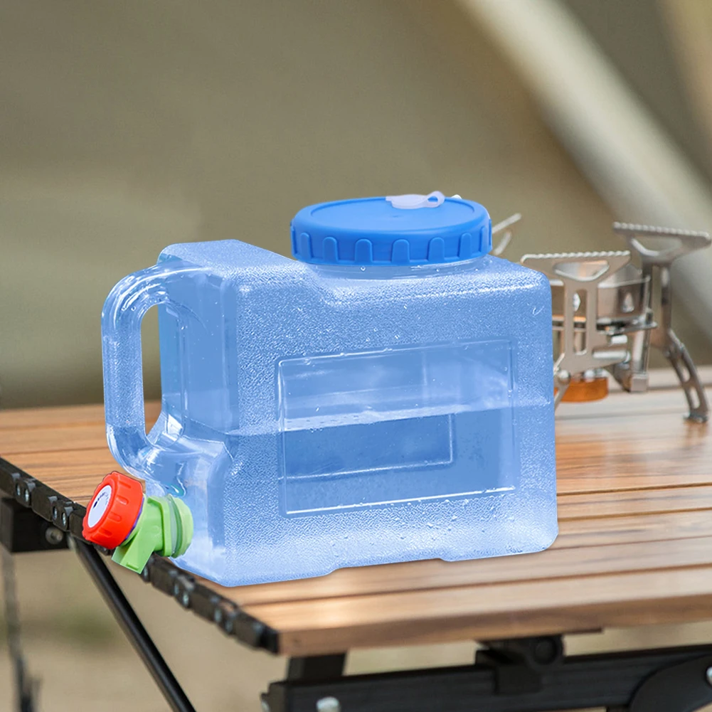 دلو ماء خارجي بصنبور ، حاوية خزان ، تخييم ، طهي ، نزهة ، مشي ، سعة 3 لتر