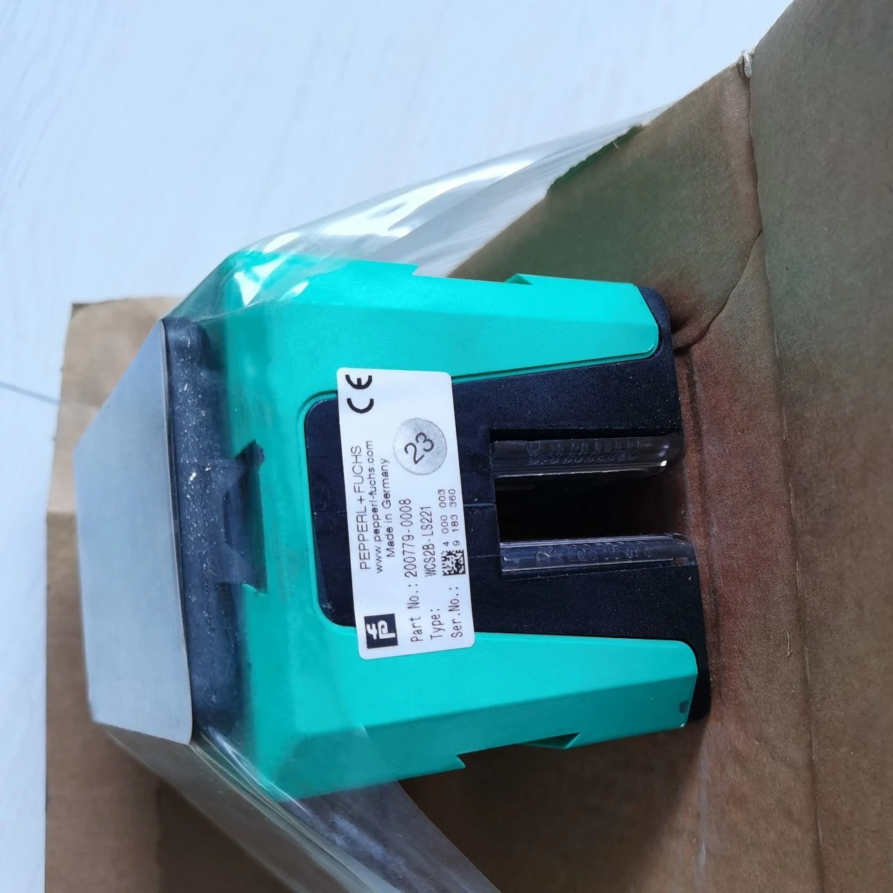 WCS2B-LS 200779-0006 New Original Code Reader
