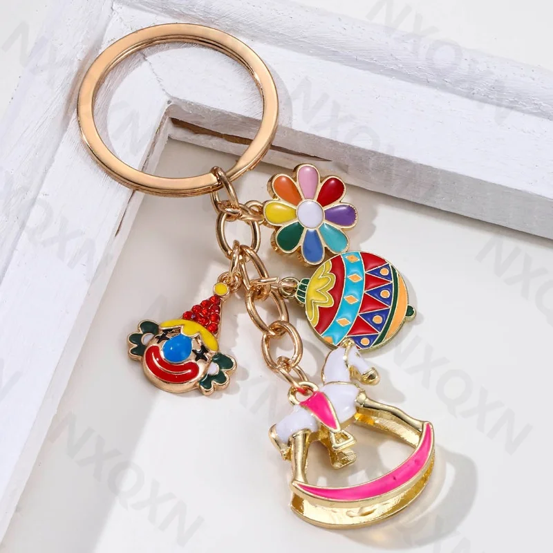 Llavero esmaltado de flores coloridas para mujeres y hombres, conjunto de joyería hecha a mano, payaso, caballos de madera, animales, tropa de circo