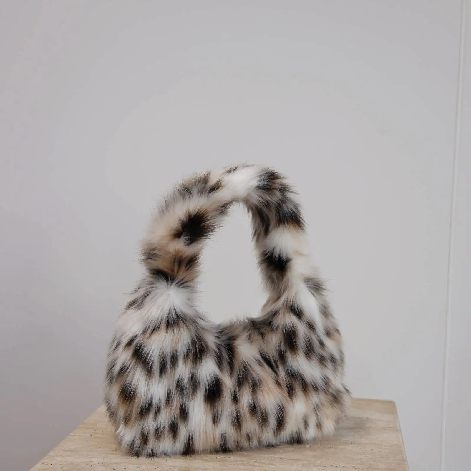 Variant: White leopard
