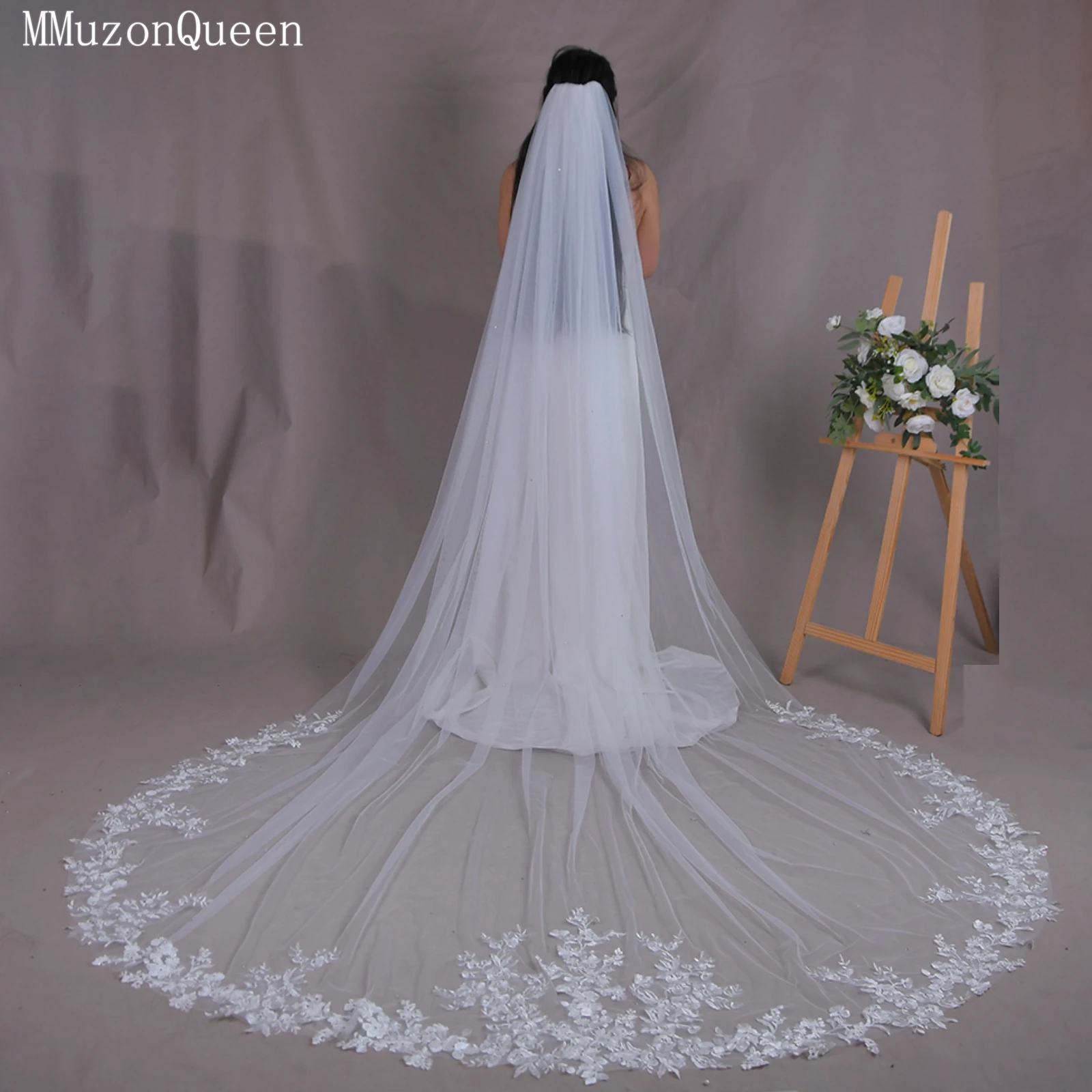 

Роскошная свадебная фата TOPQUEEN с кружевными цветами и стразами, блестящая, длиной до пола, с гребнем, белая, свадебный аксессуар V206