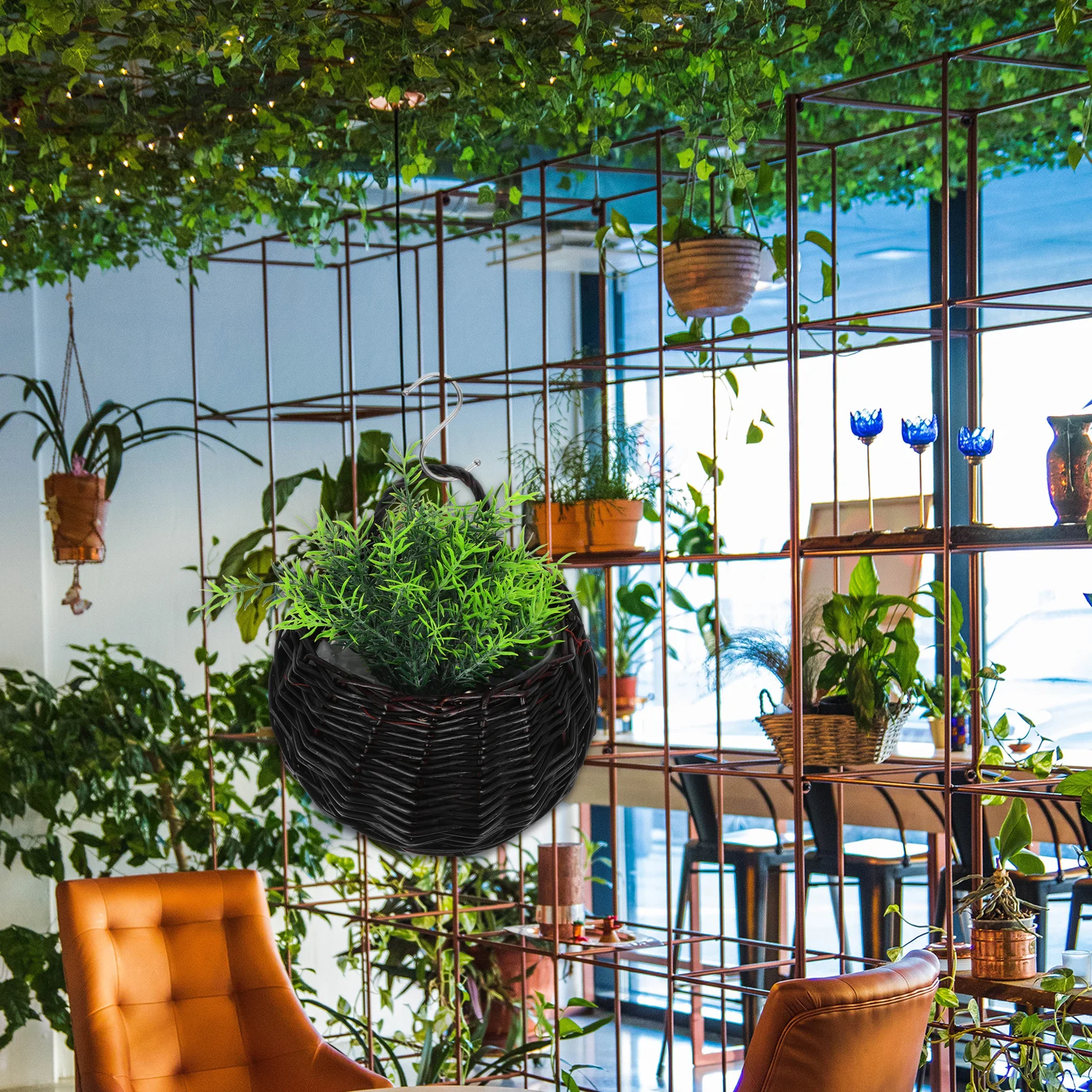 

Woven Wall Hanging Storage Basket Decorative Rattan Organizer Flowerpot for Kitchen Balcony Office Multifunctional Use