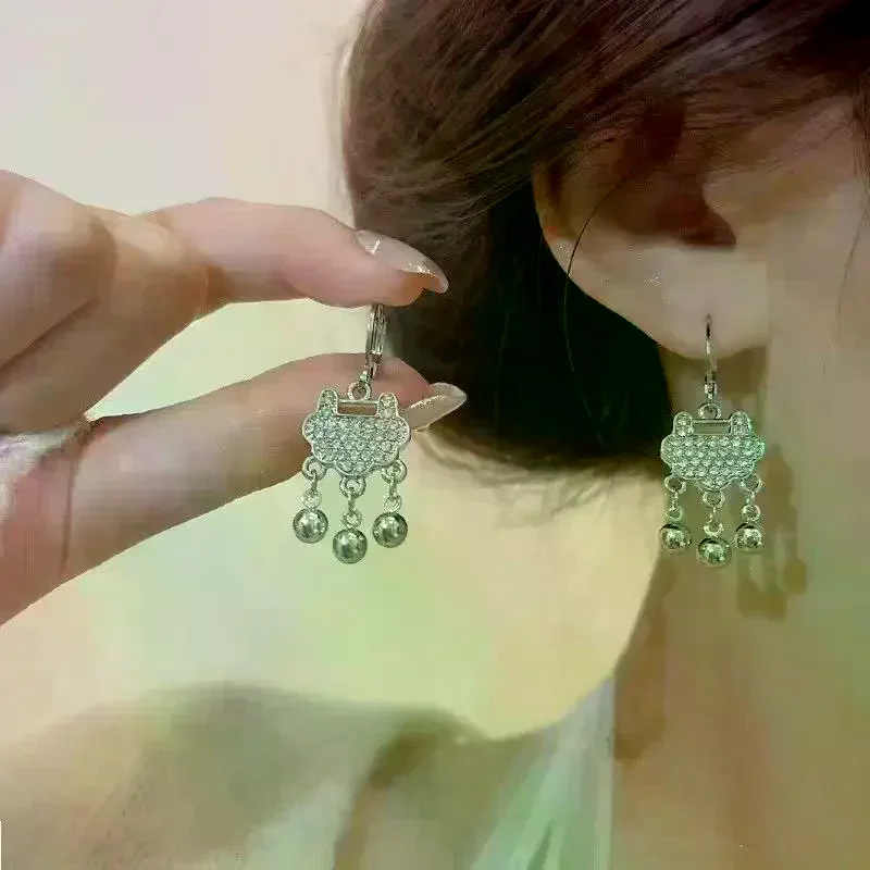 Alloy Long Wing Stud Temperament Feather Earrings Silver Wings Shape Elf Ear Cuff Earrings Jewelry Accessories Gifts Simple