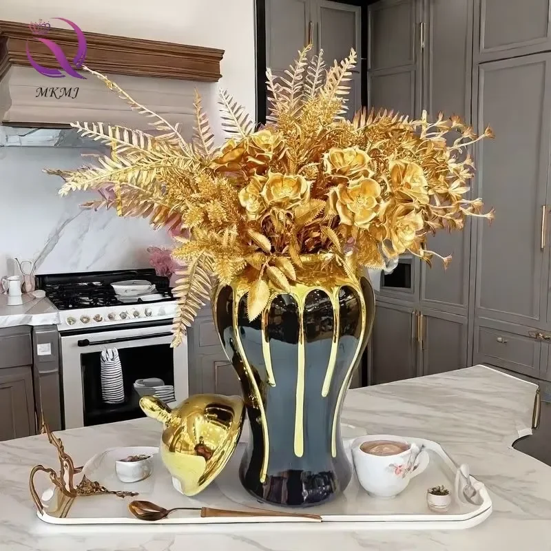 European Style Gold Ginger Jar Table Ornament Electroplated Decorative Black Ceramic Flower Vase for Light Home Decor