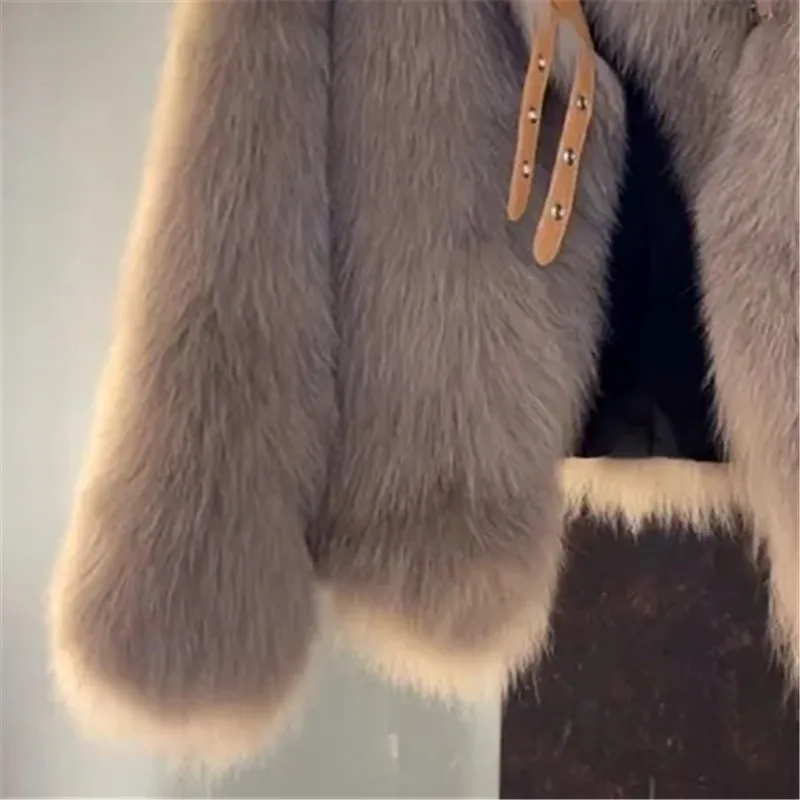 Imitation Fox Fur Coat Women 2026 Autumn Winter New Korean Fashion O-Neck Long Sleeves Short Fur Jacket Female Outerwear W1162