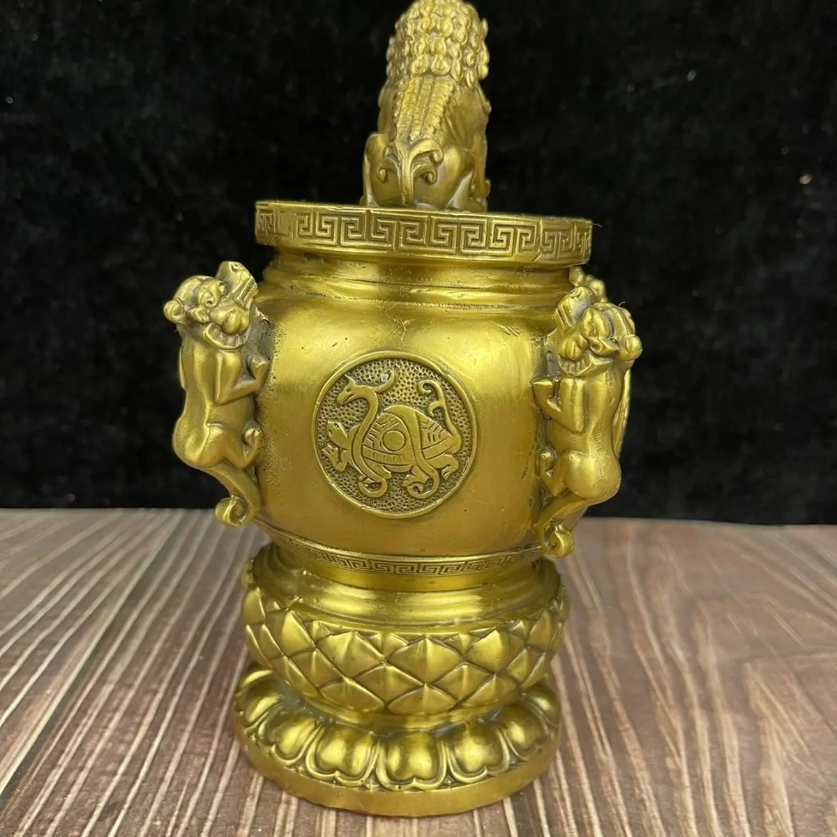 Golden color lion four gods array pixiu Statue Sculpture Figurines Home Garden Decoration Statues For House