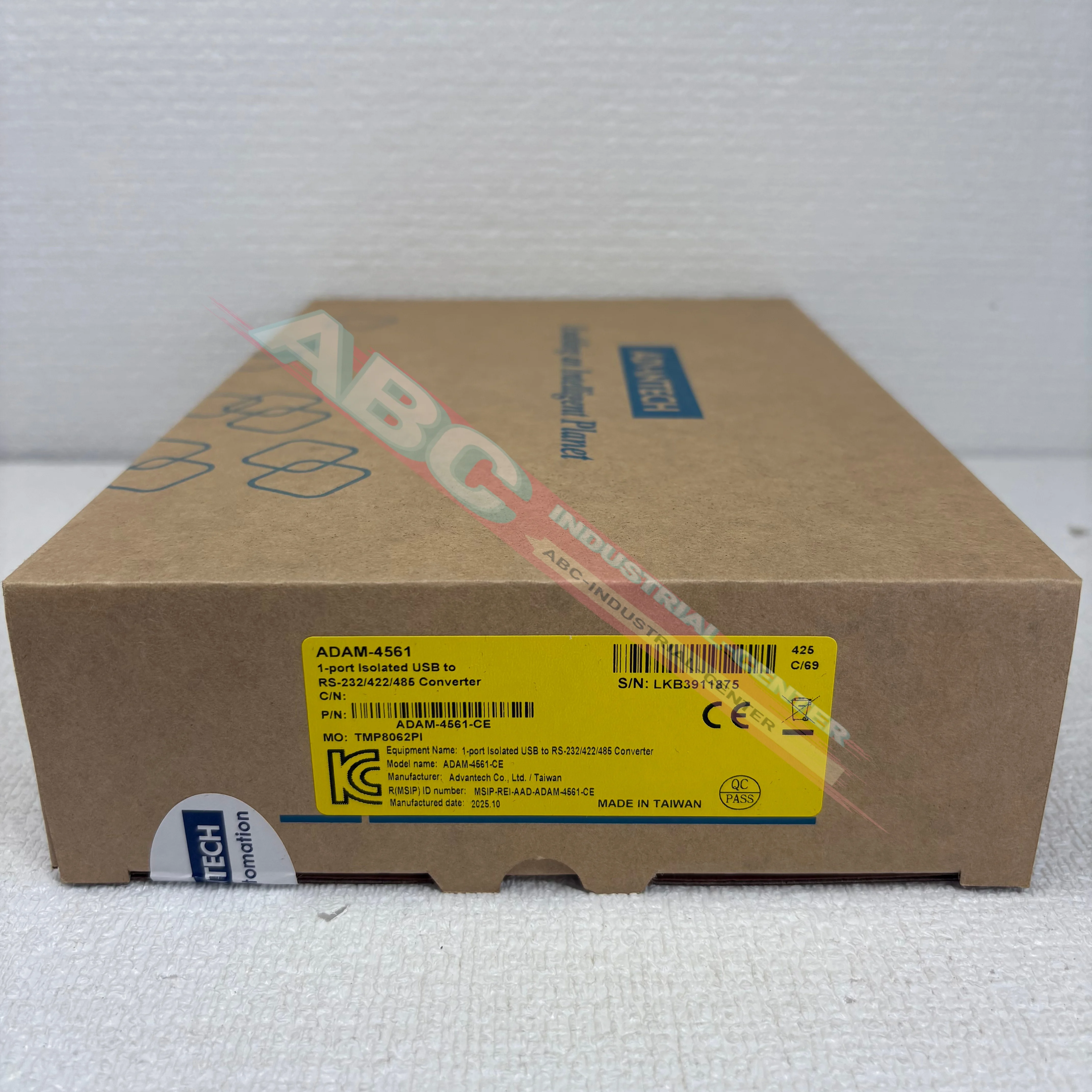 

ADAM-4050 ADAM-4561 Преобразователь, абсолютно новый