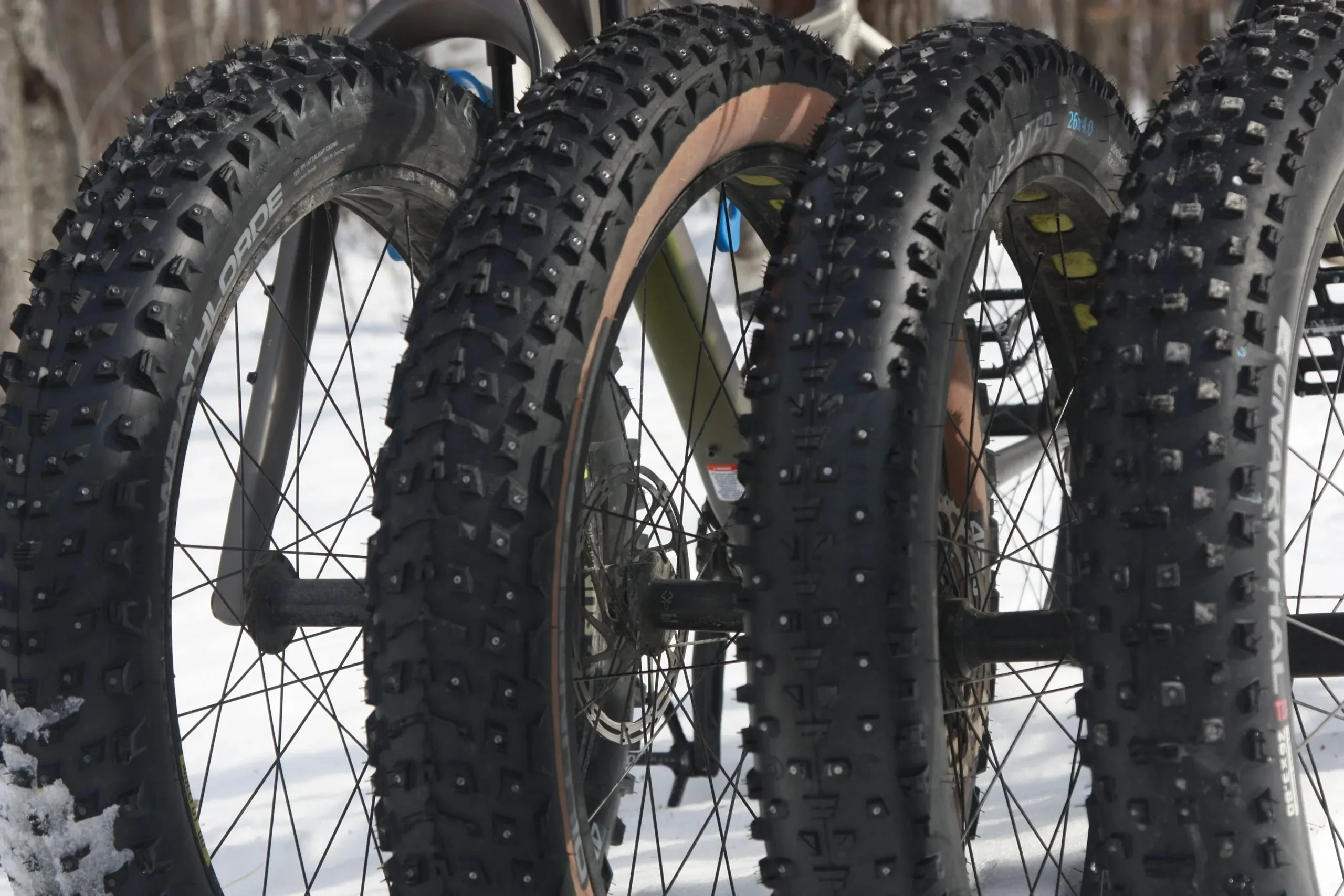 Studded Winter eBike Tire 27.5x2.1 Fat Bicycle Tyre Factory Ice Studded bike tires High Quality Bicycle Fat 27.5x2.1