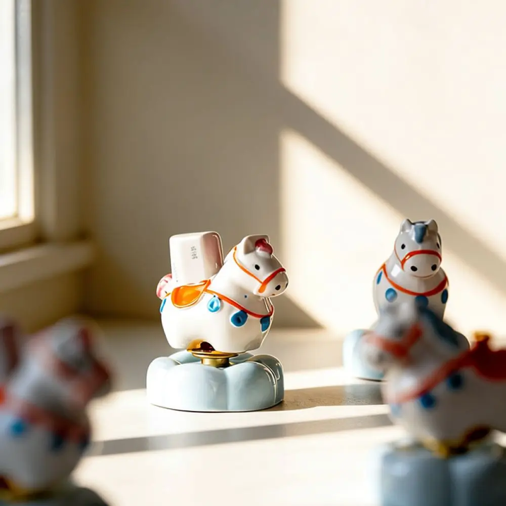 Unique Ceramic Horse Spinning Ornament Creative Desktop Figurine Cute Car Interior Decoration Lucky Wealth Craft Gift
