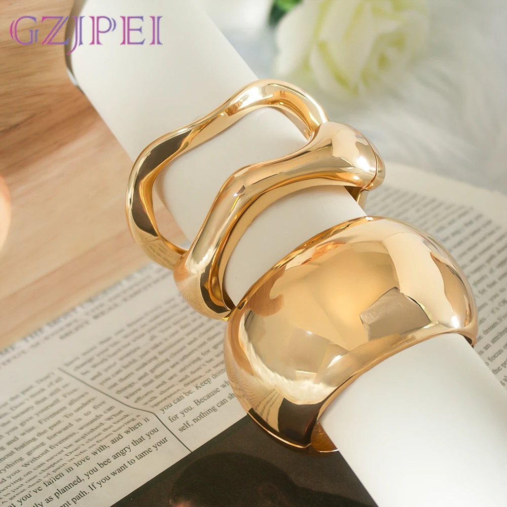 

GZJPEI 3 Styles Punk Metal Spring Wide Bangles Hip Hop Gold Color Smooth Spring Bangles For Women Birthday Bracelet Jewelry Gift