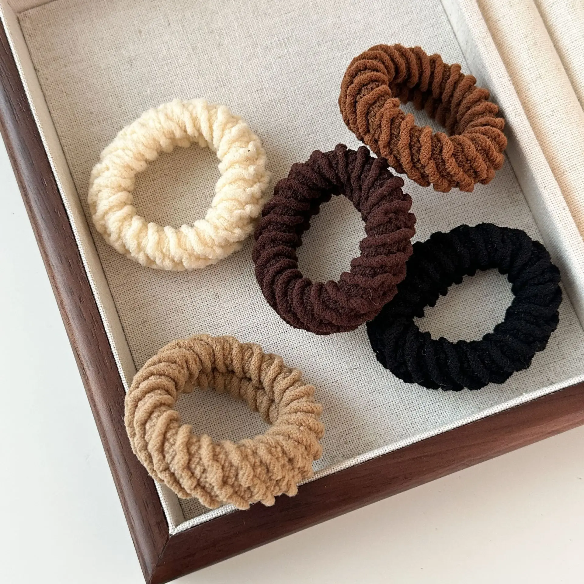 シームレステリーヘアタイ 高弾性 滑り止めシュシュ 女性用 厚いポニーテール用