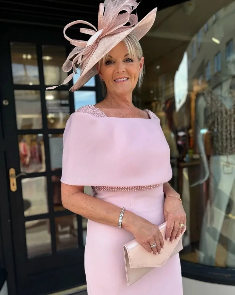 2025 Fashion Pearls Mother of The Bride Dress Customized Off The Shoulder Ankle Length Sheath Wedding Guest Gown Party Dresses