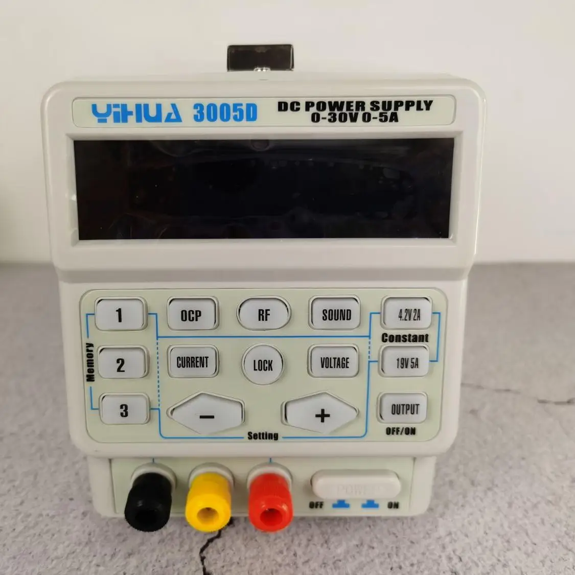 

YIHUA 150W 3005D 5A 30V DC Регулируемый лабораторный источник питания, цифровой программируемый импульсный блок питания