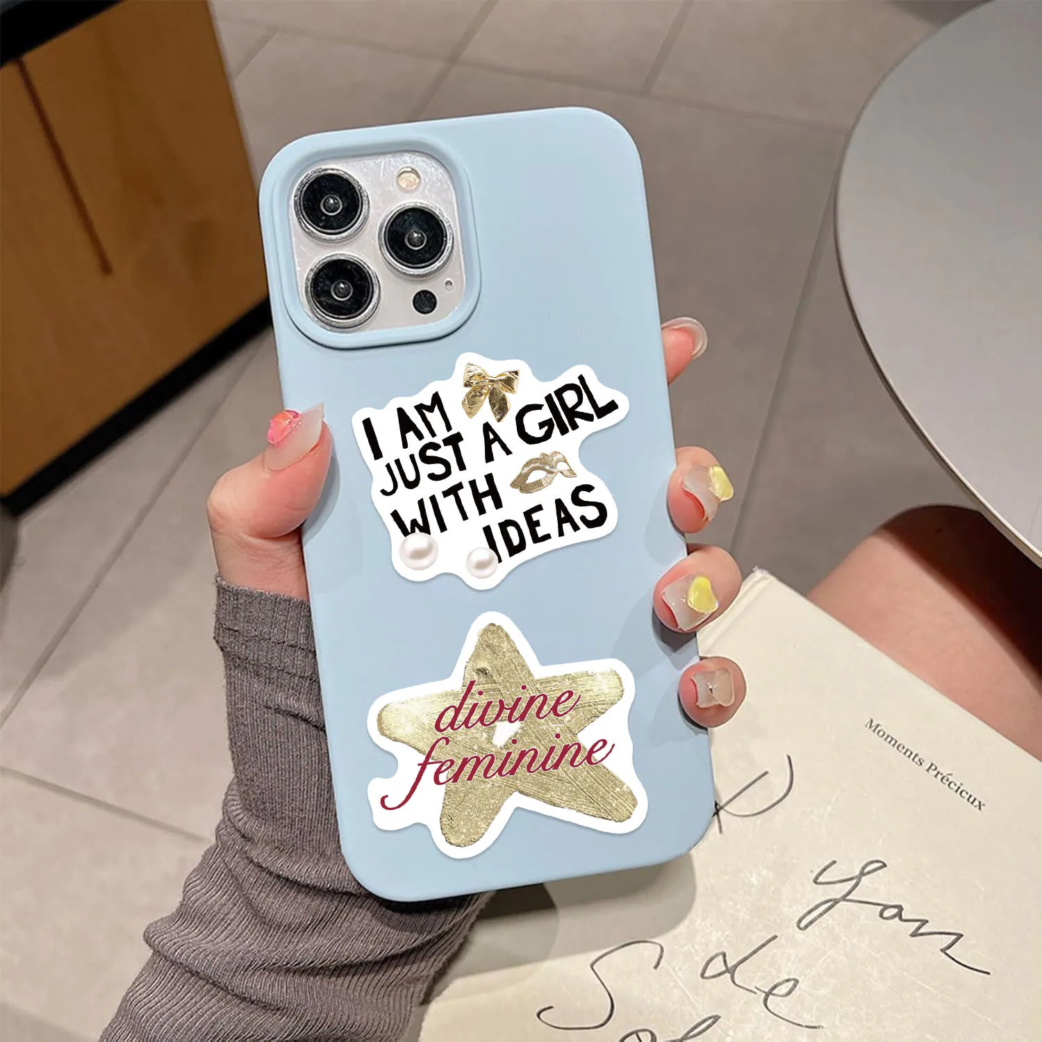 50/100 قطعة ملصقات Y2k ذهبية وحمراء للفتيات المحظوظات، ملصقات PVC للحرف اليدوية وتزيين الهواتف والأمتعة ولوح التزلج، مقاومة للماء