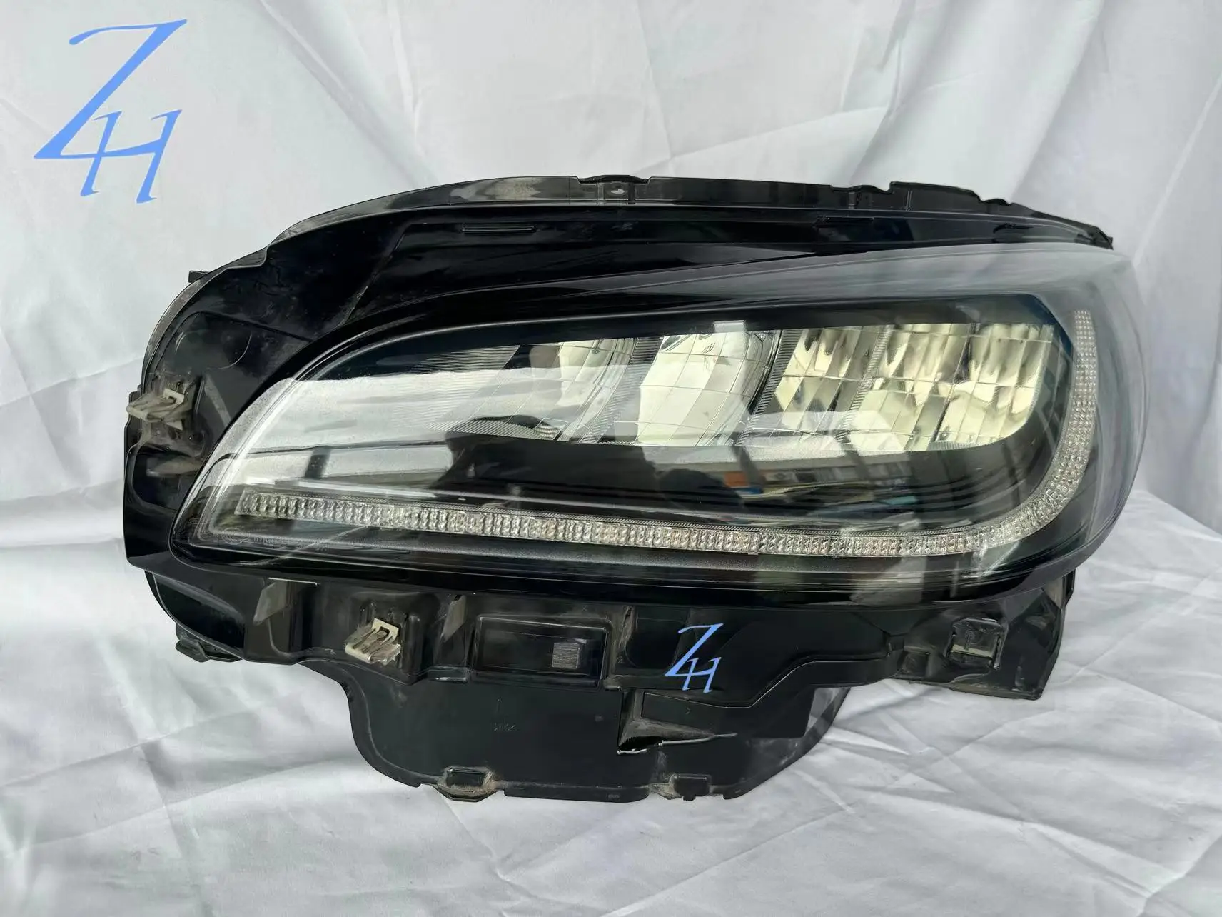 For2019-2022 Lincoln Adventurer Headlight Assembly LED Auto parts Original manufacturer driver/passenger side