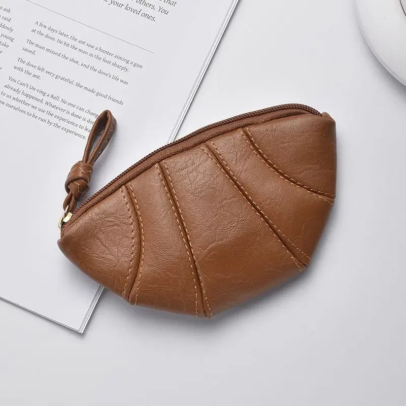 Small Croissant Horn-Shaped Bag Retro Portable High Appearance Quality Versatile Exclusive Bag for Alluring Fashion Accessory