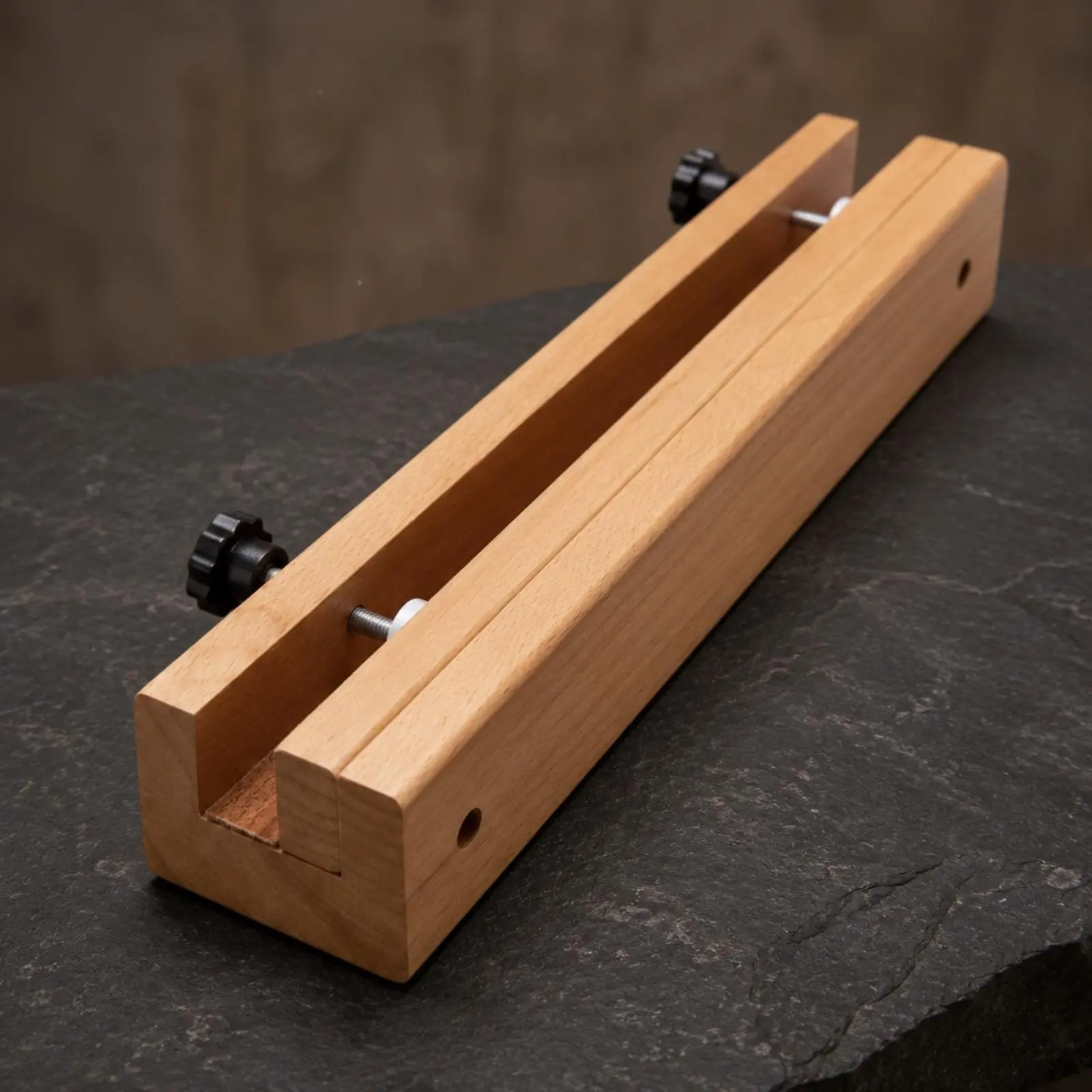 Wooden Stitching Clamp Handmade Leathercraft Leather Stitching Clamp Wooden Leather Clamp Adjustable Screw Craft Tool Non-Slip