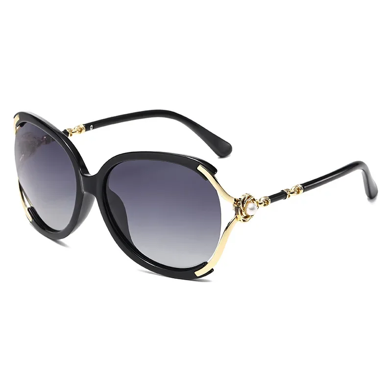 

European American Large Frame Personalized Metal Sunglasses Women Pearl Decoration Fashion Sunglasses Anti Ultraviolet Glasses