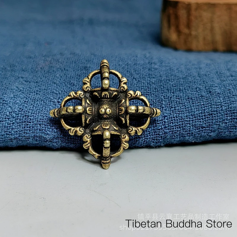 Tibetan-style brass cross vajra pendant, niche cultural item, antique five-pronged vajra demon-suppressing pestle, decorative ac