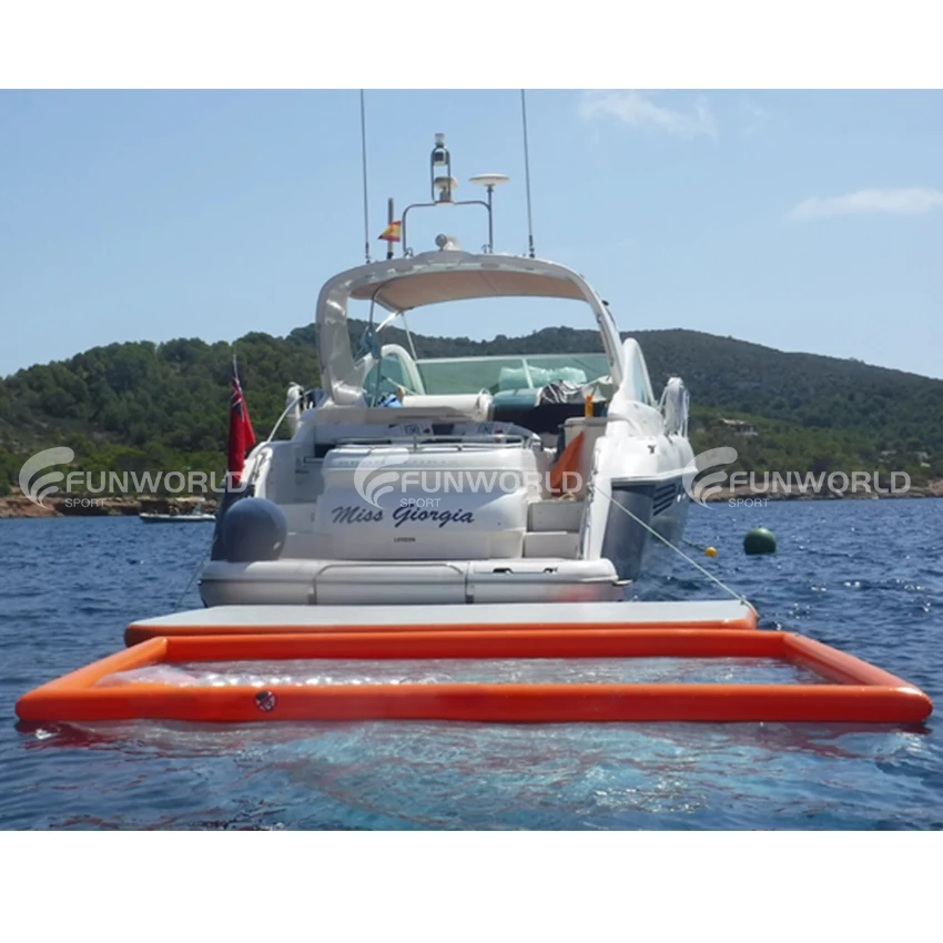Inflatable Swimming Pool Yacht Ocean Sea Floating Airtight Tube Swimming Pool With Anti Jellyfish Net For Sale