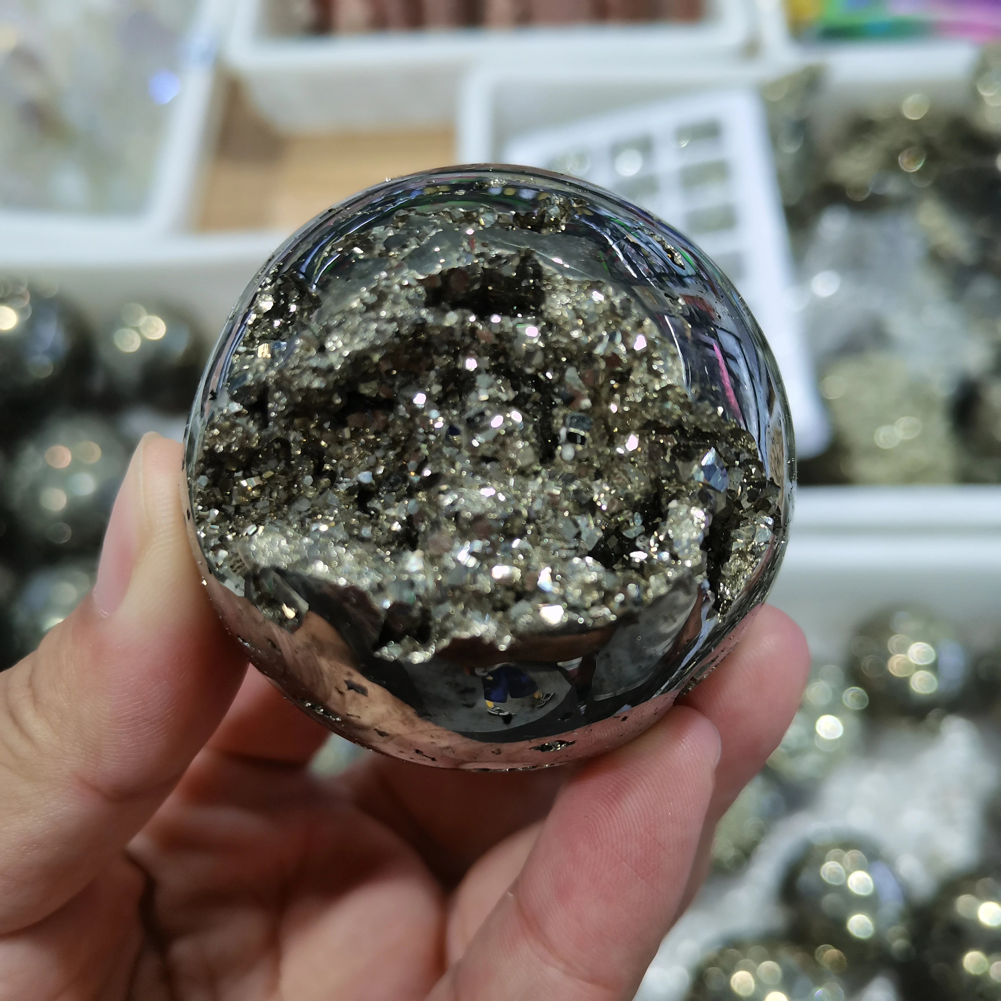 

70mm 100% Real Natural pyrite geode ball Golden Iron mineral Specimens Crystals And Stones Geode Home Decor Gifts