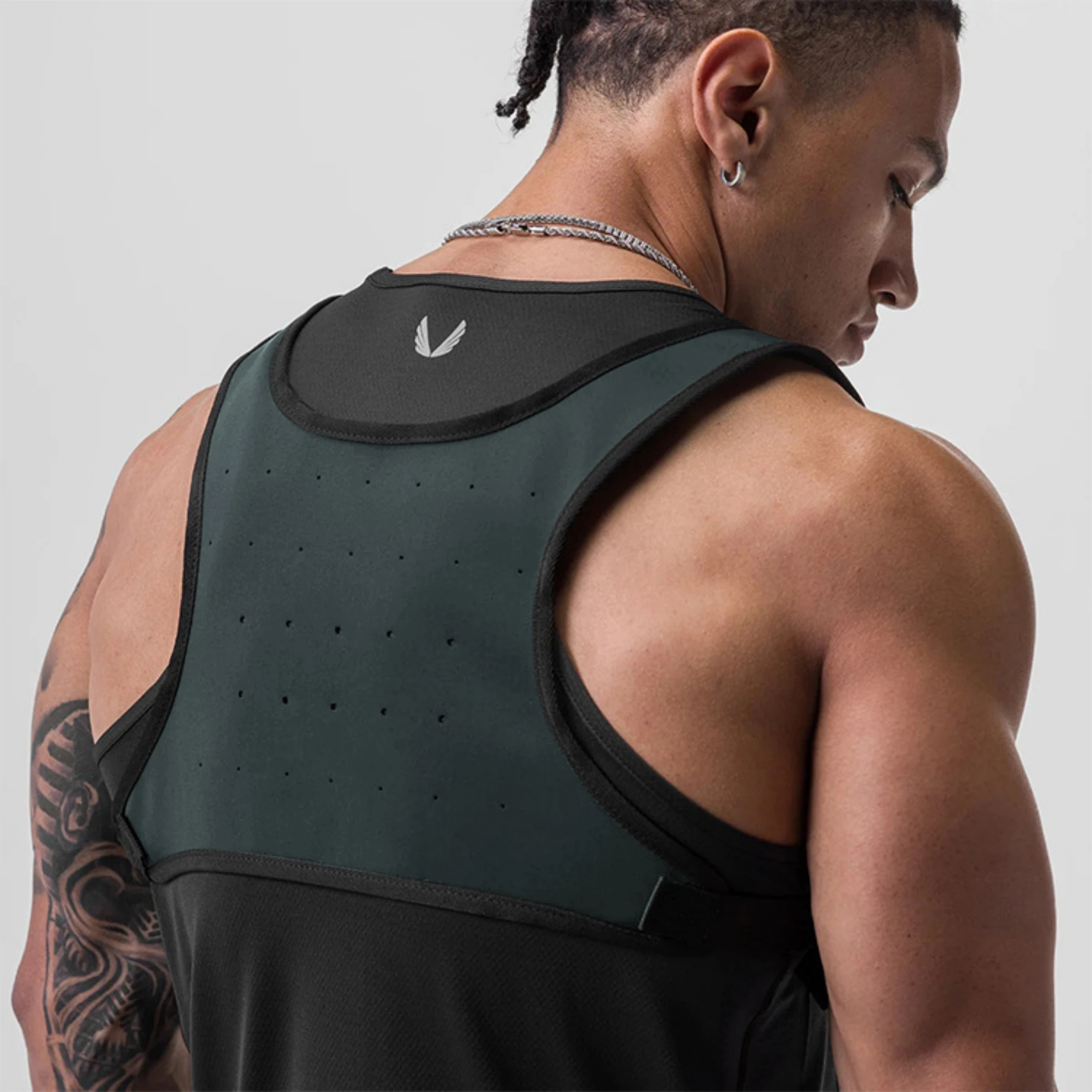 Men\'s Tactical Vest Fashion Brand Multi-functional Outdoor Chest Bag Waterproof Wear-resistant Sports Fitness Mobile Phone Bag