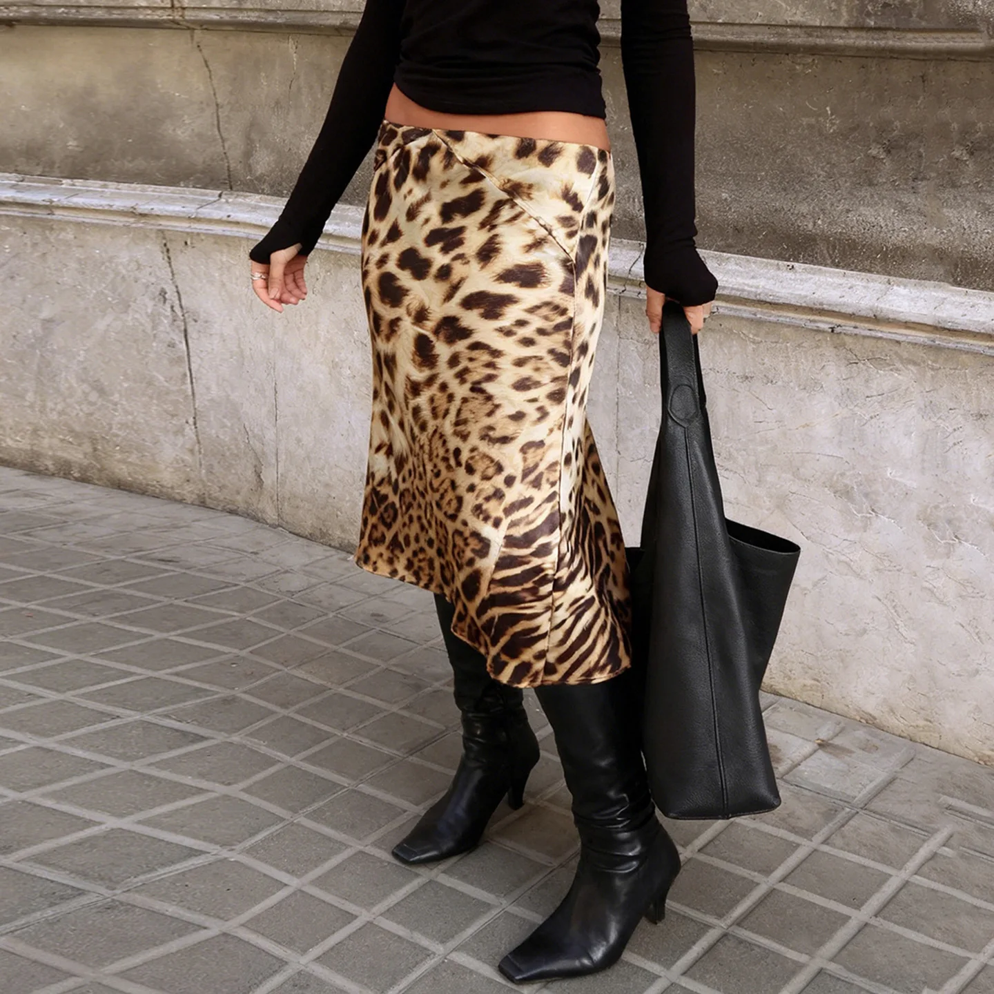 Leopard Print Midi Skirt-Vintage Low Waist Wrap Detail Chic Silhouette Flattering Fit Y2K Retro Edgy Streetwear Daily Outfit