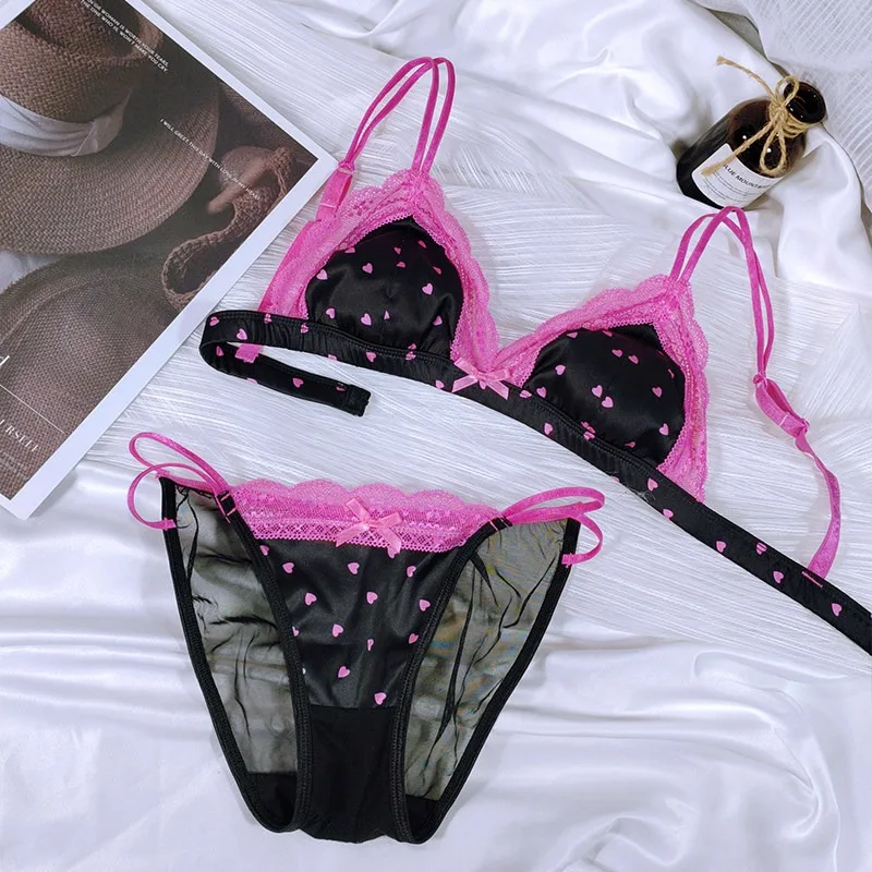 

Classic French Bralette Without Underwire, Elegant Lace Small Cup Lingerie, Fashion Girl 3-Piece Bra Set with Soft Shaped Cup
