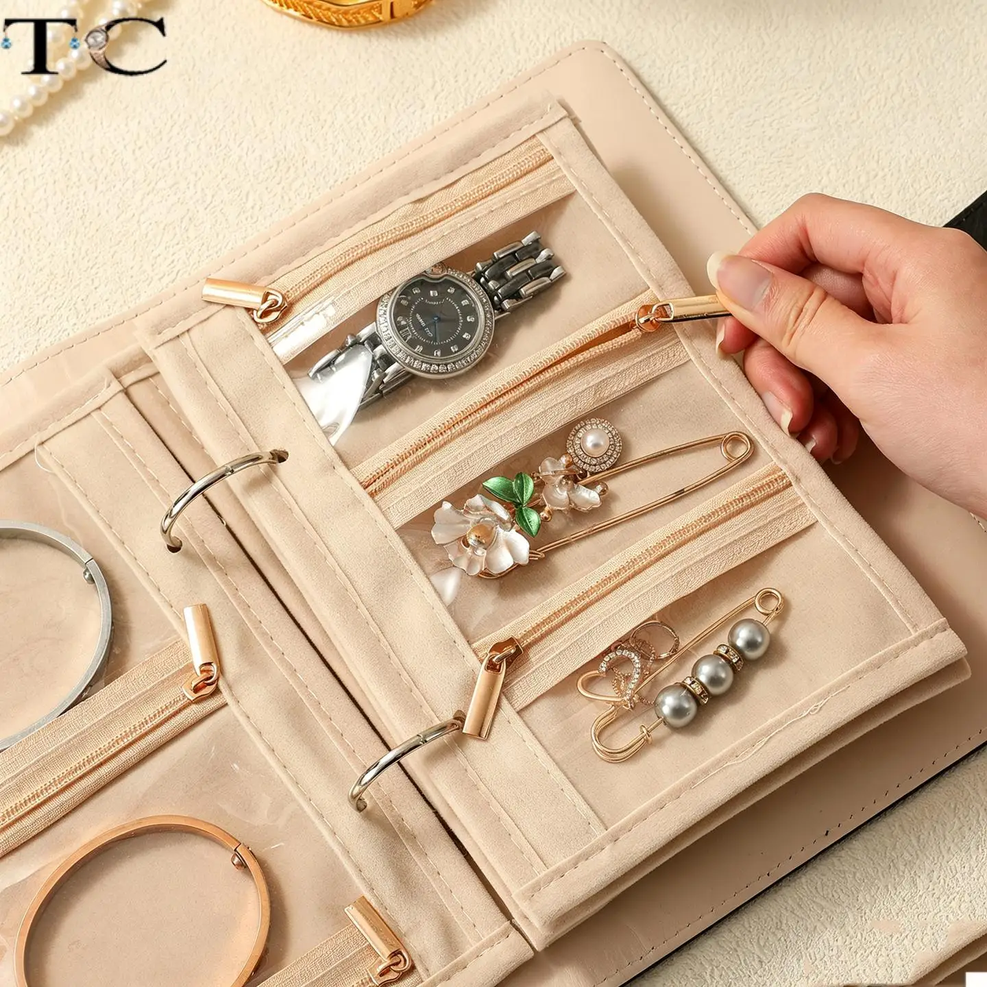 Portable Waterproof PU Leather Zipper Jewelry Storage Pouch with Removable Transparent Pockets to Prevent Jewelry Oxidation