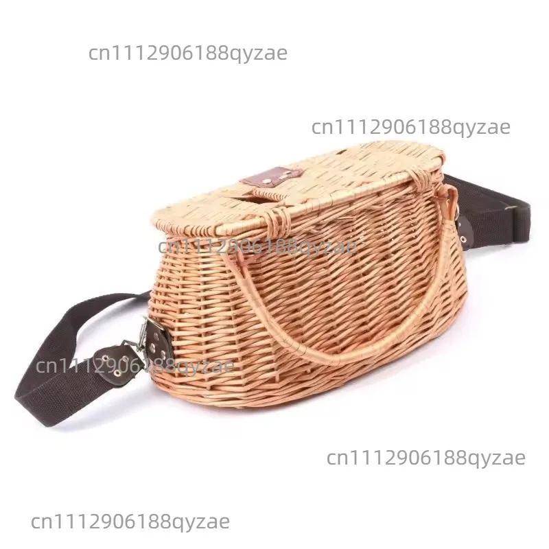 Hand-Woven Vine Fish Basket & Wooden Lidded Fishing Bucket - Traditional Fish Guarding Cage for Angling