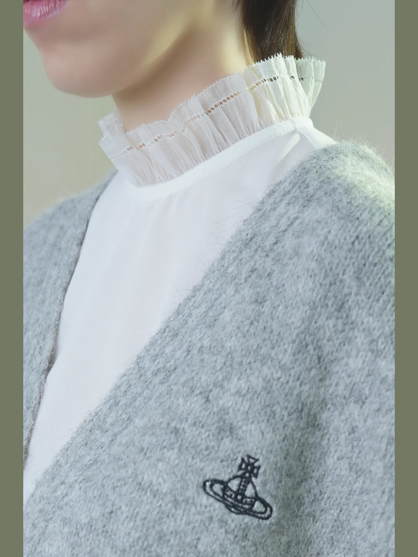 artistic-ele-girl-feel-good-mannered-girl-hollow-out-lace-fine-sense-inner-wear-wooden-collar-fake-collar