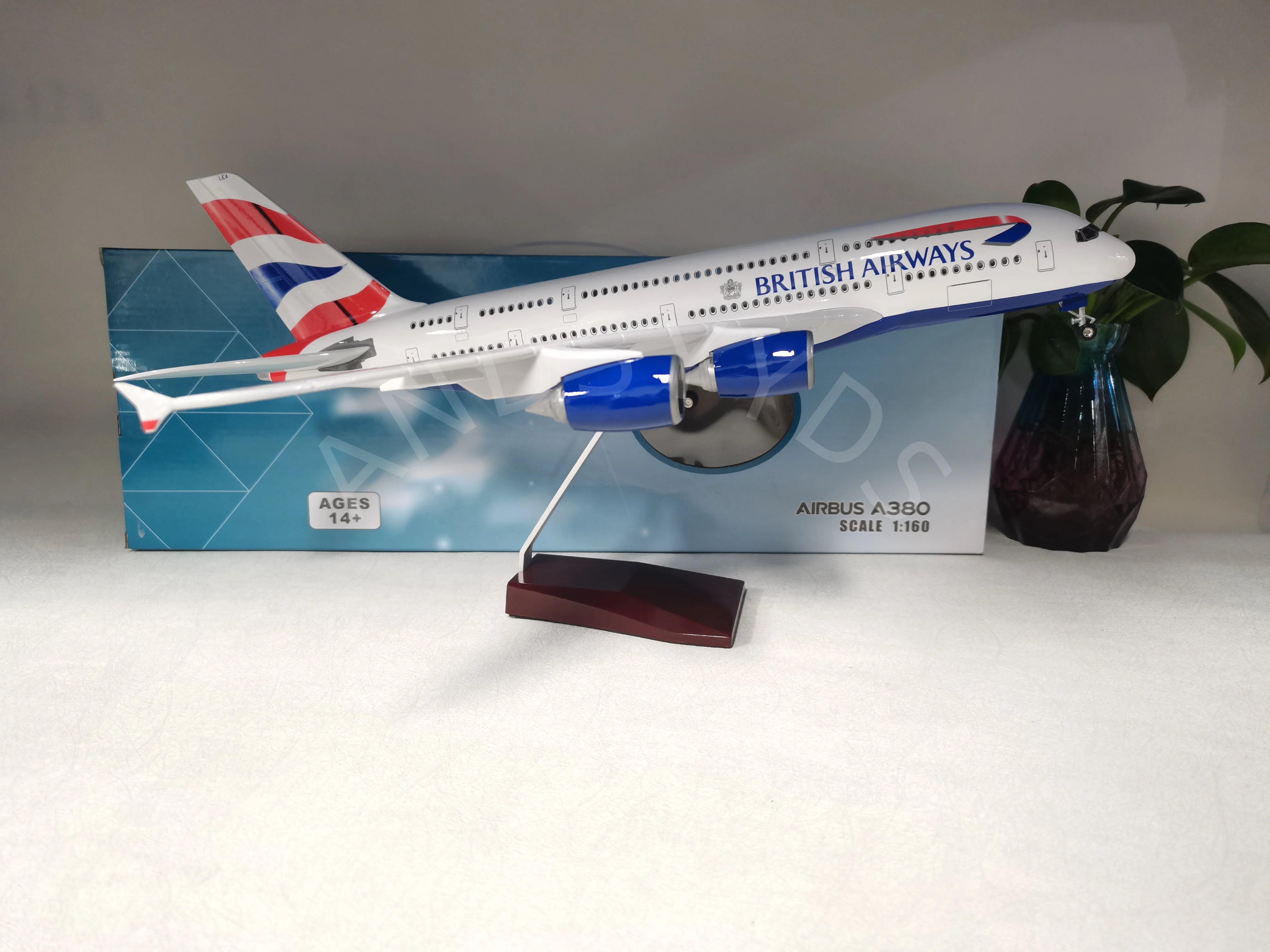 

Масштаб 1/160 46 см Airbus380British Airways A380 с подсветкой и основанием из смолы, литая под давлением модель самолета, авиационное украшение для дома