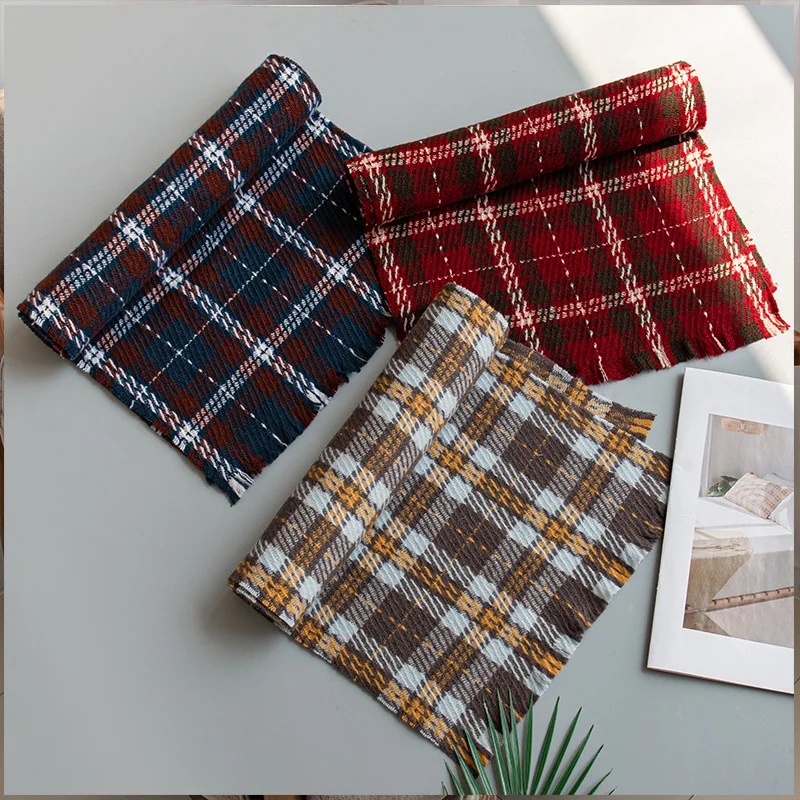 

New 100% Wool Plaid Scarf Women Autumn Winter Warm Shawl Hijab Soft Lightly Felted Hair Wrap Fashionable Versatile Head Scarves