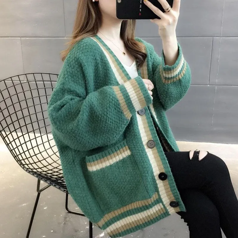 

Корейский свитер с v-образным вырезом, женская осенне-зимняя новая свободная утолщенная вязаная куртка в ленивом стиле, верхняя одежда в иностранном стиле, топ