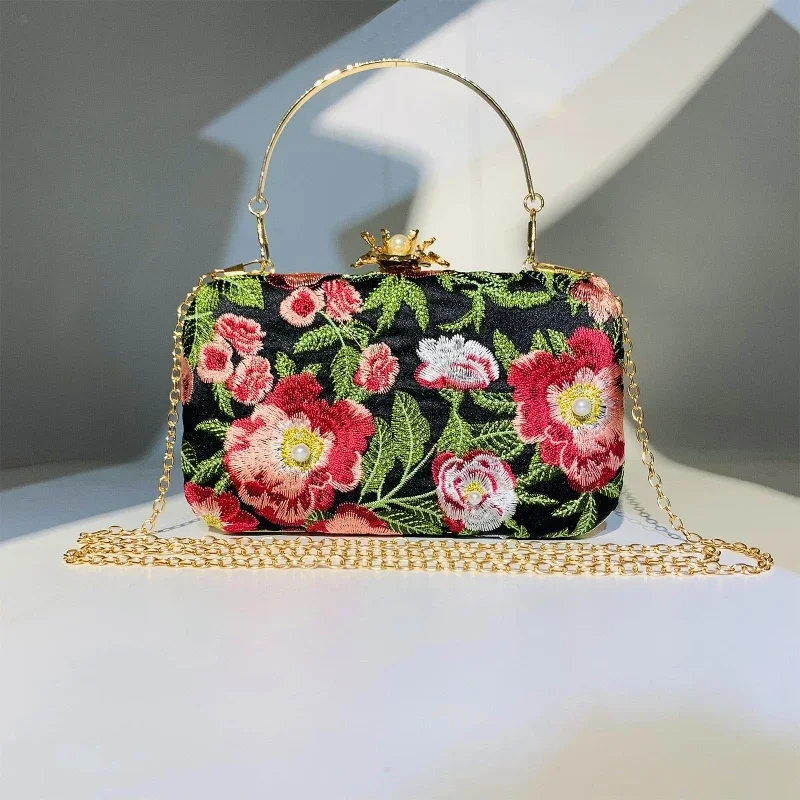 Gorgeous All-match Evening Bag Crossbody Bag Embossed Embroidery Clutch Handbag for Wedding Proposal Party Bridal Prom