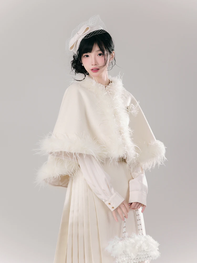 

Original Tee Lives Durable Ostrich Feather Cloak Han Yang Zhen Qian Jin Sensation Beige Color Women's Faion Winter Coat